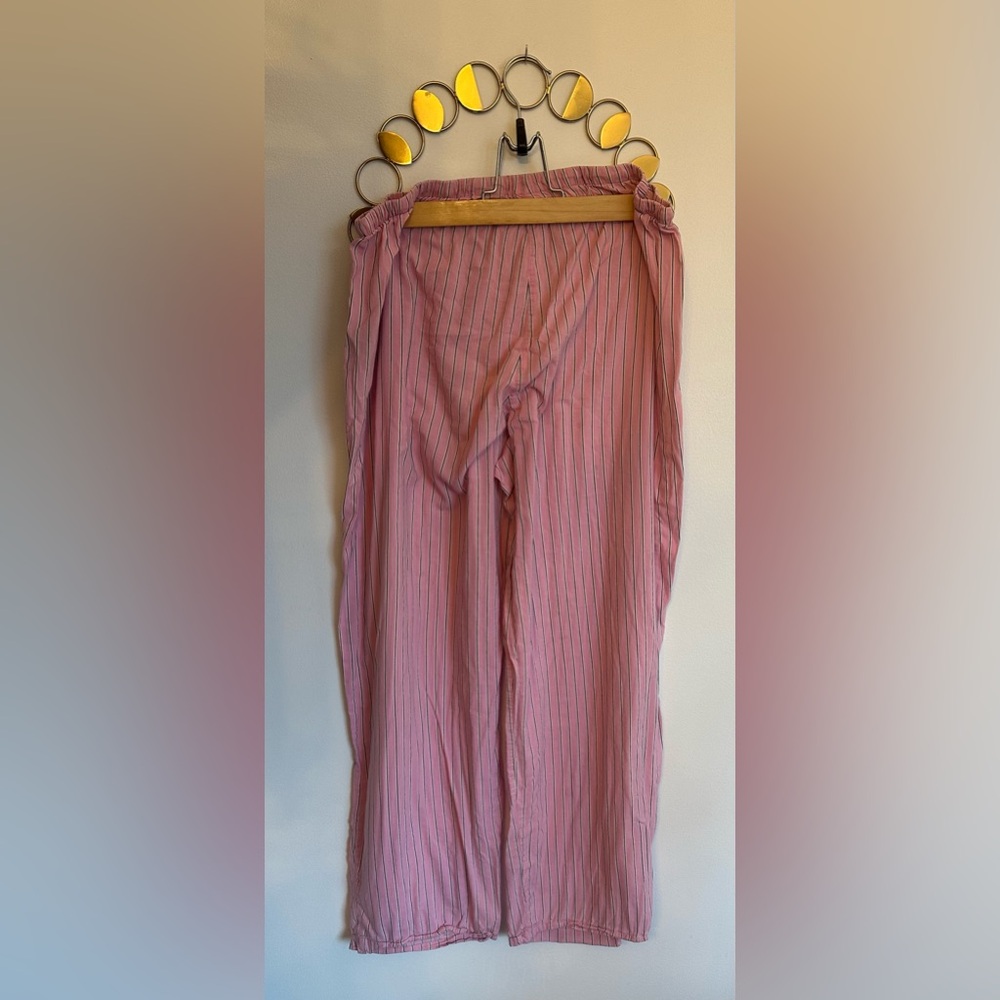 SOLD Lauren Ralph Lauren Size Large Pink Stripe Pajama 2Piece Capri Set Monogram - Picture 4 of 13